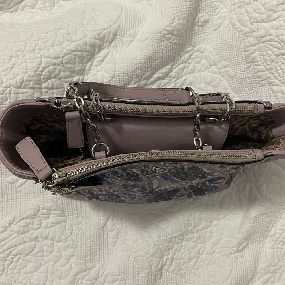 Guess Handbag - Picture 2 of 13